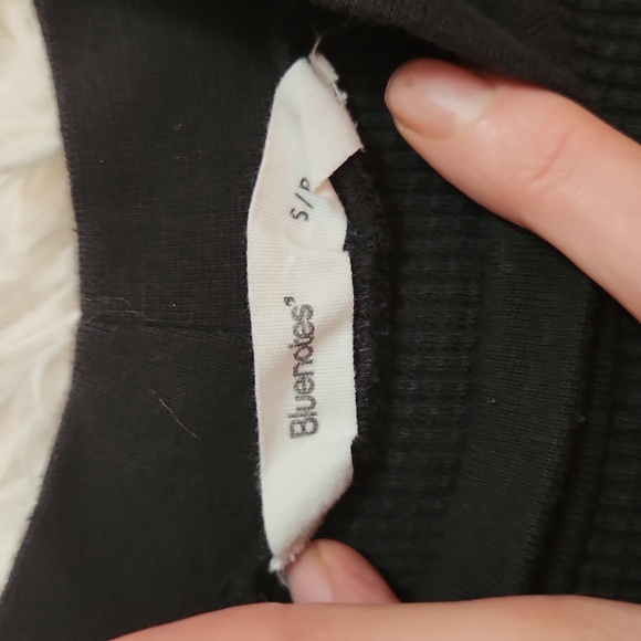 Bluenotes black waffle knit crop top - Picture 4 of 7